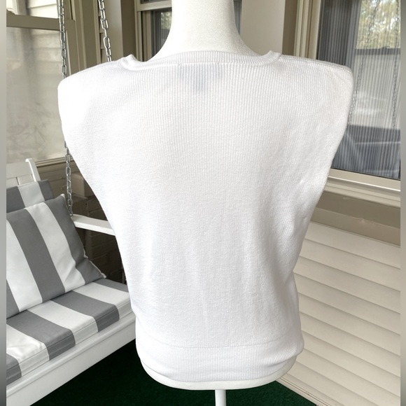 Express, Padded Shoulder, Sweater Vest! - Picture 9 of 10